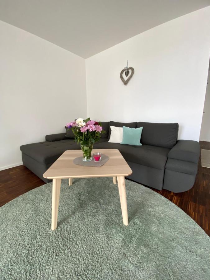 Modernes Apartment Am Hafen Mit Seeblick Grossraeschen Luaran gambar